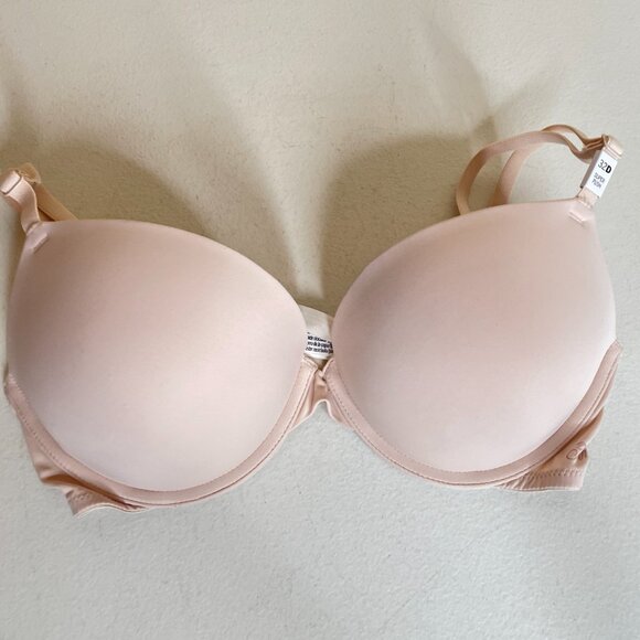 New Victoria's Secret Super Push-up Wear Everywhere Bra Size 32D - Picture 2 of 16